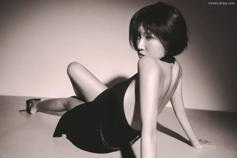 HWASA photo 11 of 469