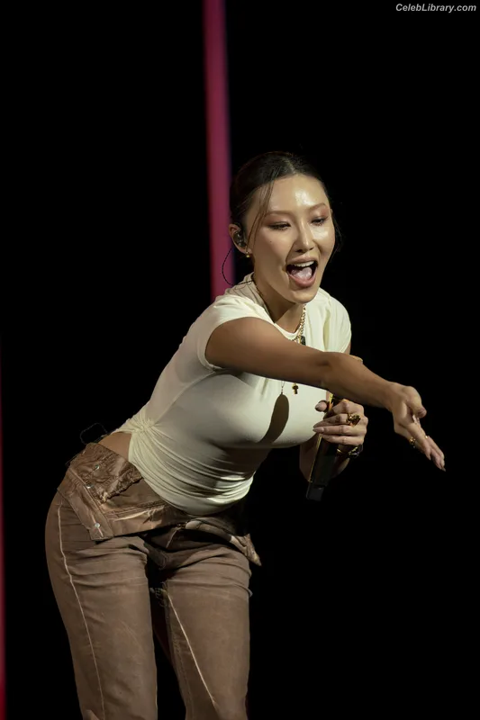 HWASA photo 13 of 469