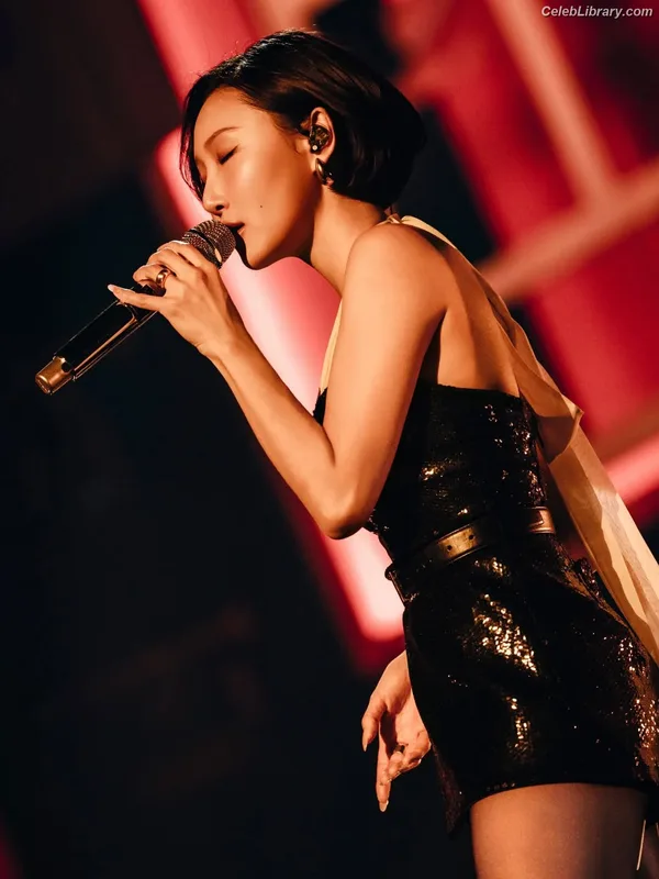 HWASA photo 1 of 469