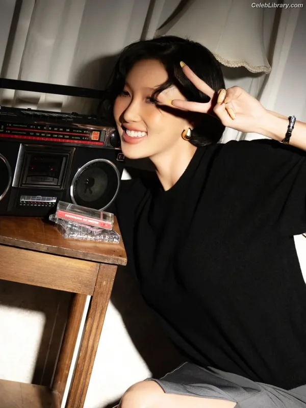 HWASA photo 23 of 469