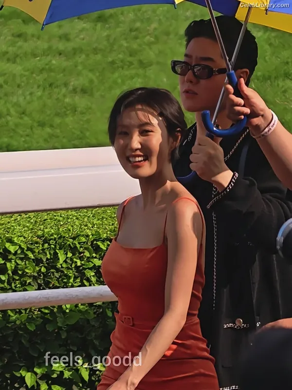 HWASA photo 20 of 469