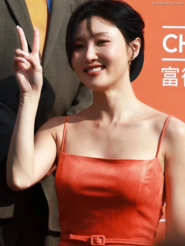 HWASA photo 6 of 469