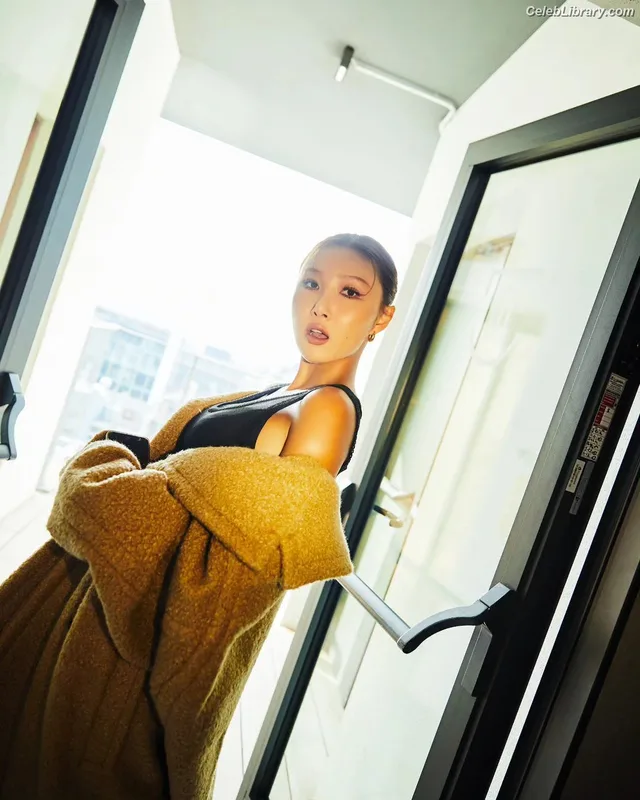 HWASA photo 13 of 469