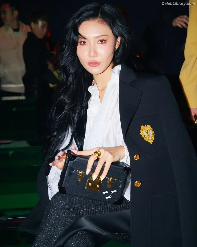 HWASA photo 13 of 469