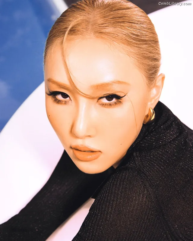 HWASA photo 10 of 469