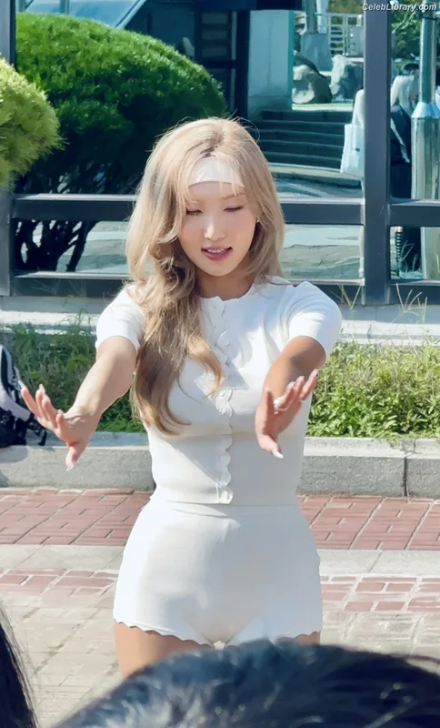 HWASA photo 17 of 469