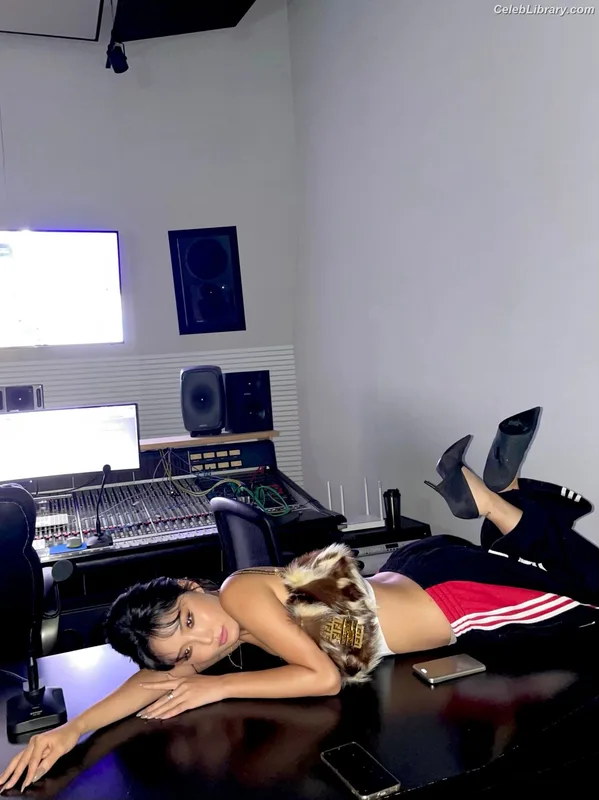 HWASA photo 11 of 469