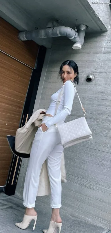 HWASA photo 14 of 469