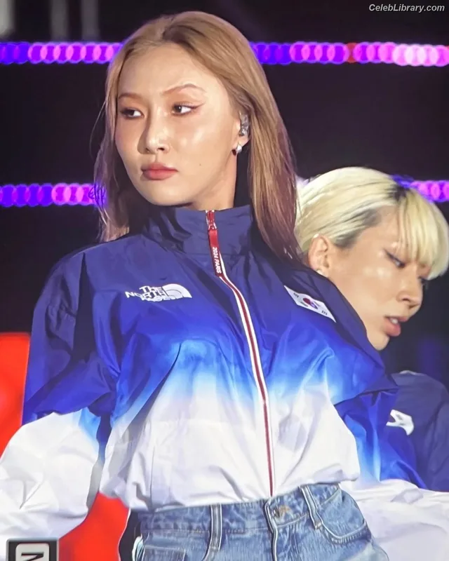 HWASA photo 24 of 469