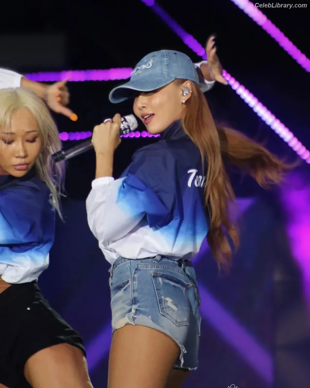 HWASA photo 9 of 469
