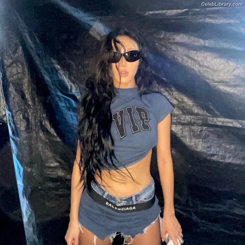 HWASA photo 18 of 469