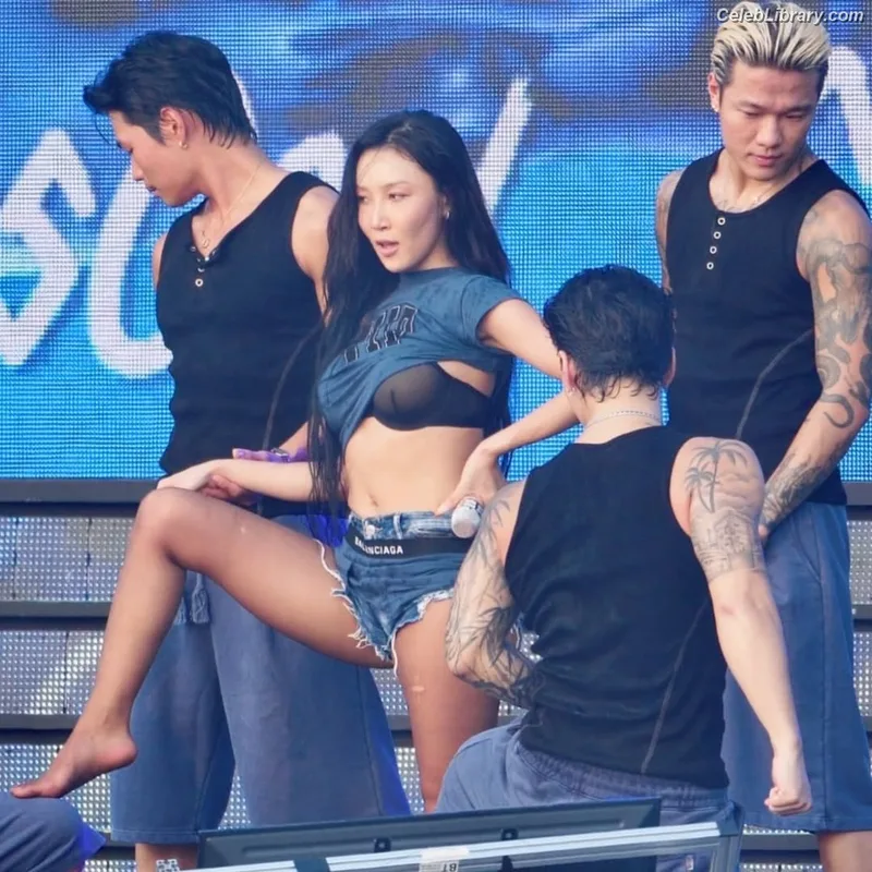 HWASA photo 20 of 469