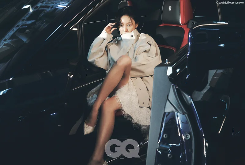 HWASA photo 5 of 469