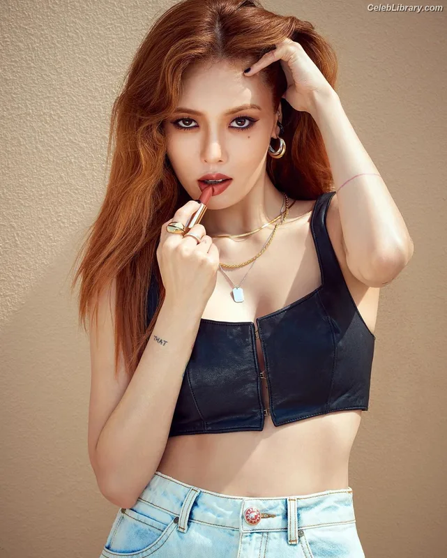 HyunA - Kim Hyun-ah photo 1 of 38