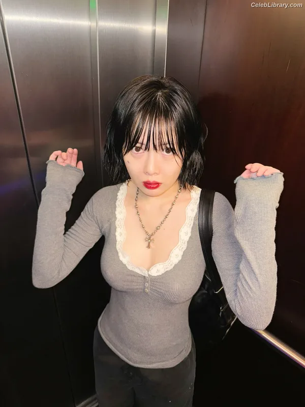 HyunA - Kim Hyun-ah photo 10 of 38