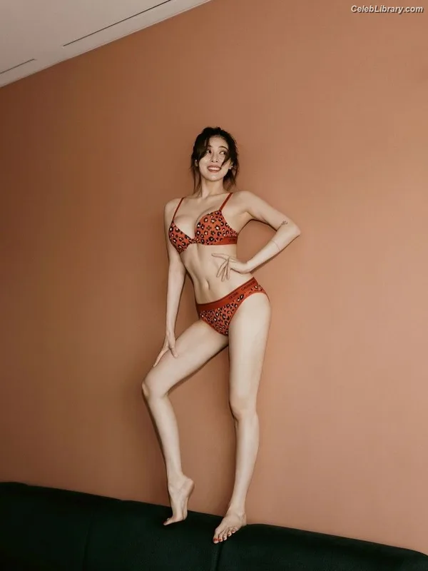 HyunA - Kim Hyun-ah photo 15 of 38