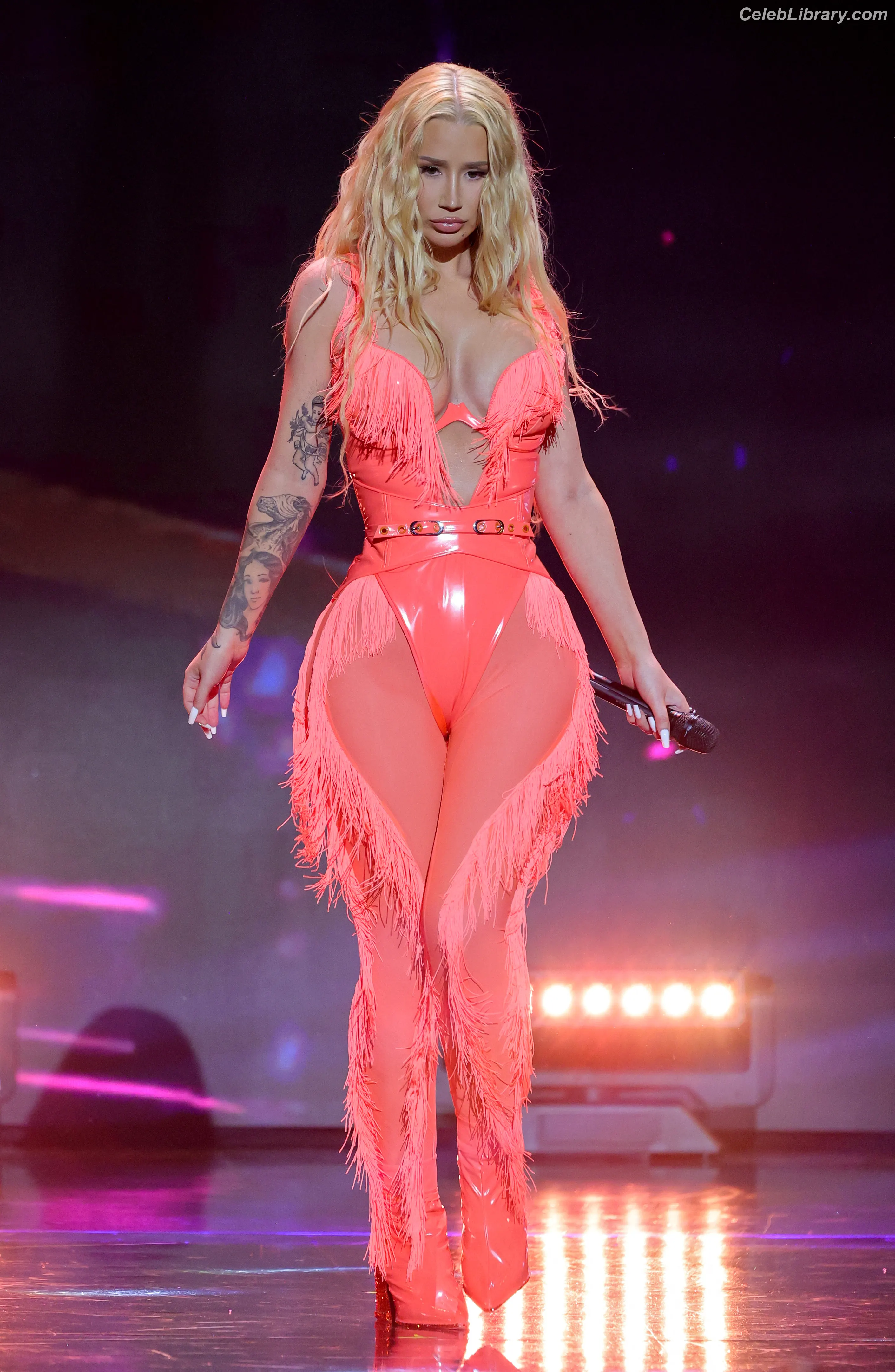 Iggy Azalea photo 11 of 768