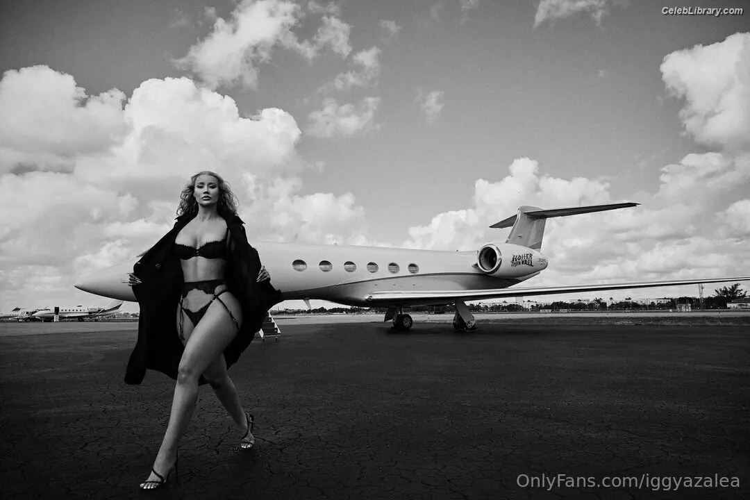 Iggy Azalea photo 19 of 768