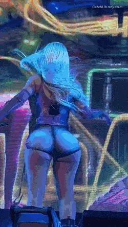 Iggy Azalea photo 19 of 768