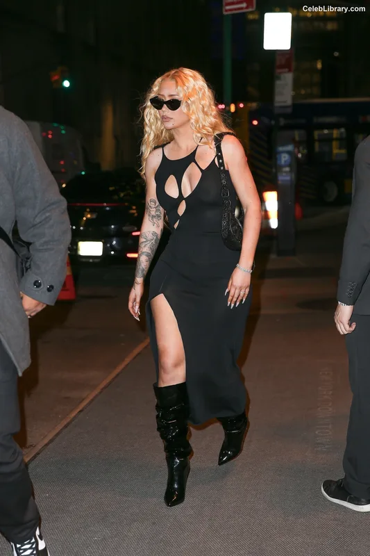 Iggy Azalea photo 17 of 757