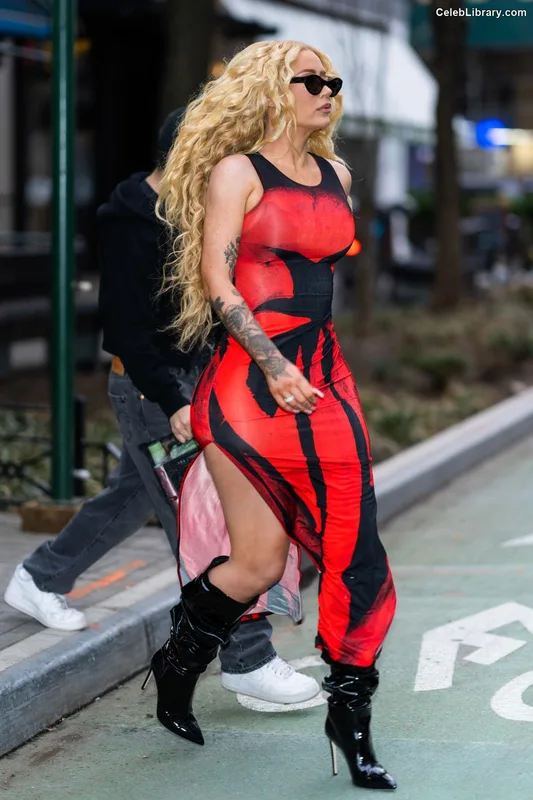 Iggy Azalea photo 22 of 757