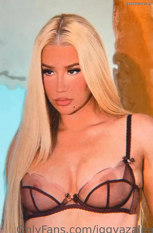 Iggy Azalea photo 23 of 757