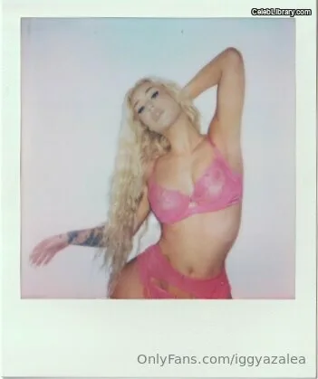 Iggy Azalea photo 4 of 757