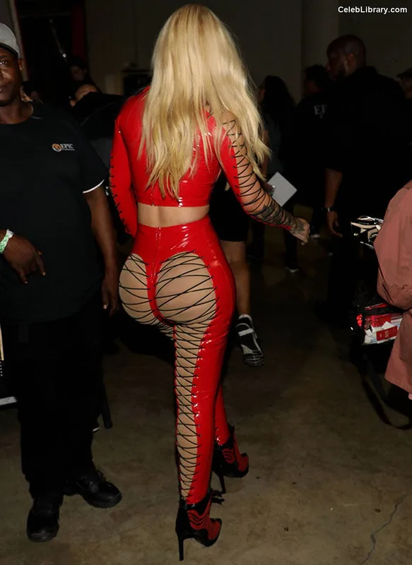 Iggy Azalea photo 9 of 757