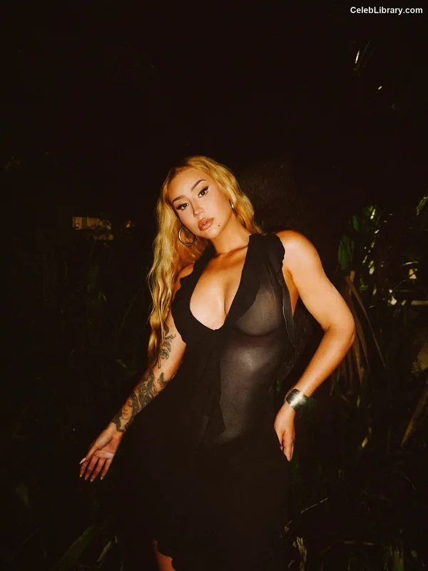 Iggy Azalea photo 16 of 757