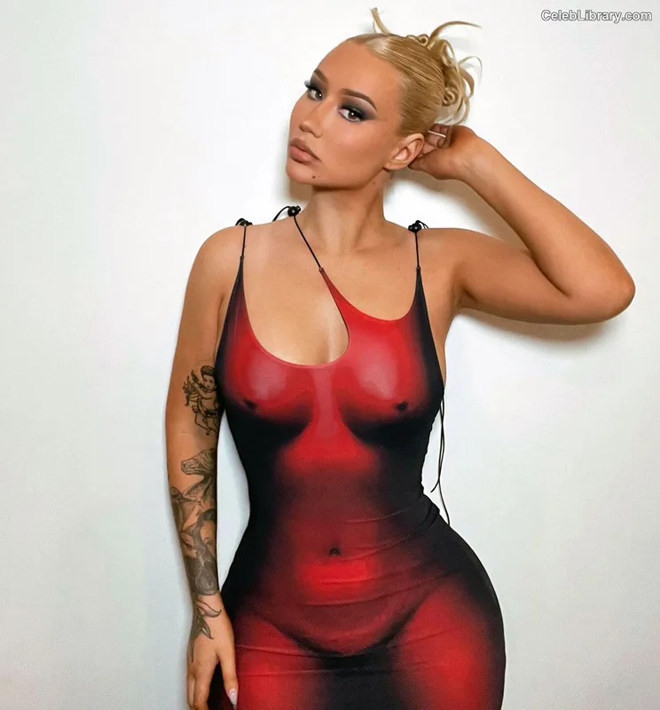 Iggy Azalea photo 22 of 757