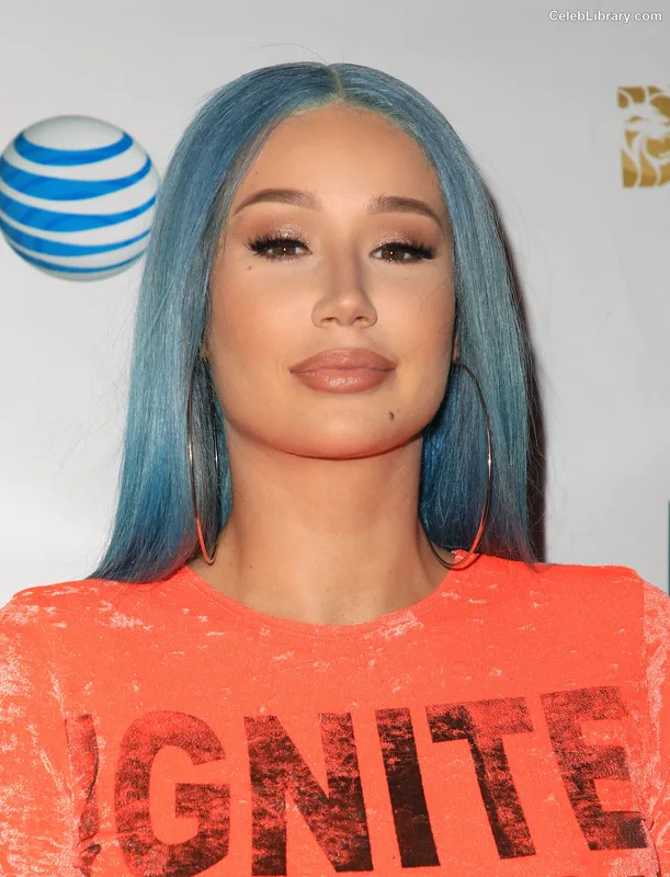 Iggy Azalea photo 9 of 757