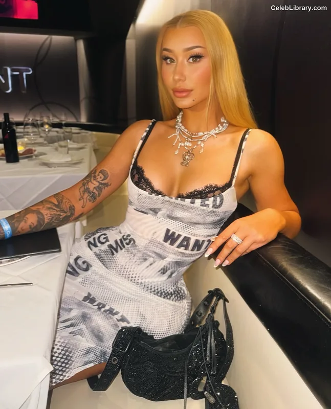Iggy Azalea photo 20 of 757