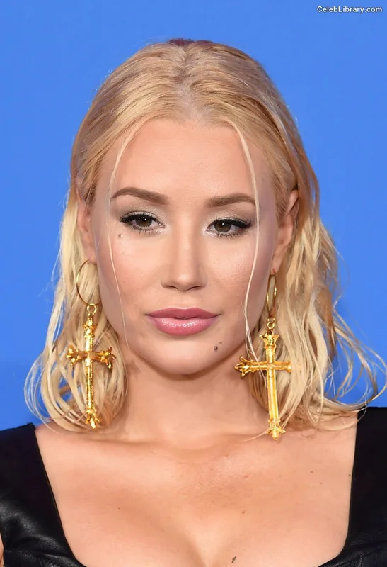 Iggy Azalea photo 8 of 757