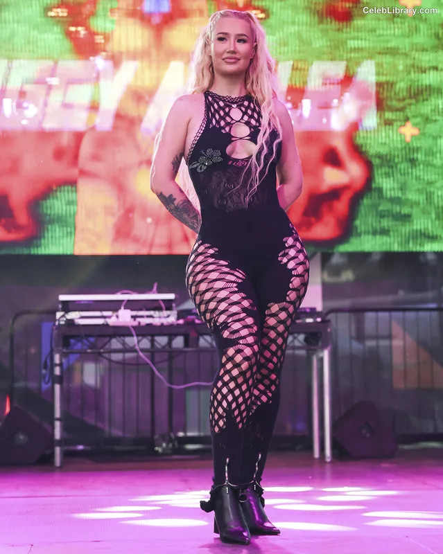 Iggy Azalea photo 16 of 757