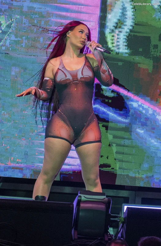 Iggy Azalea photo 22 of 757