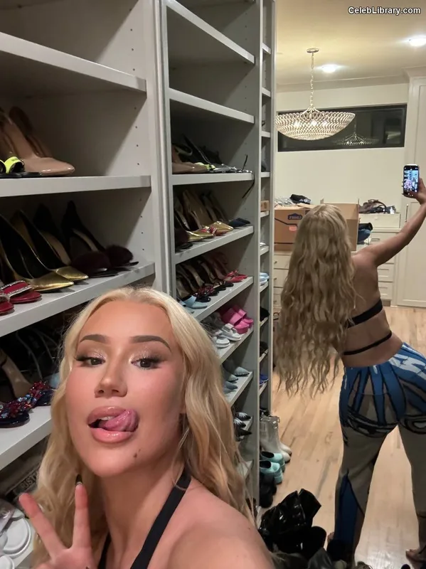 Iggy Azalea photo 10 of 757