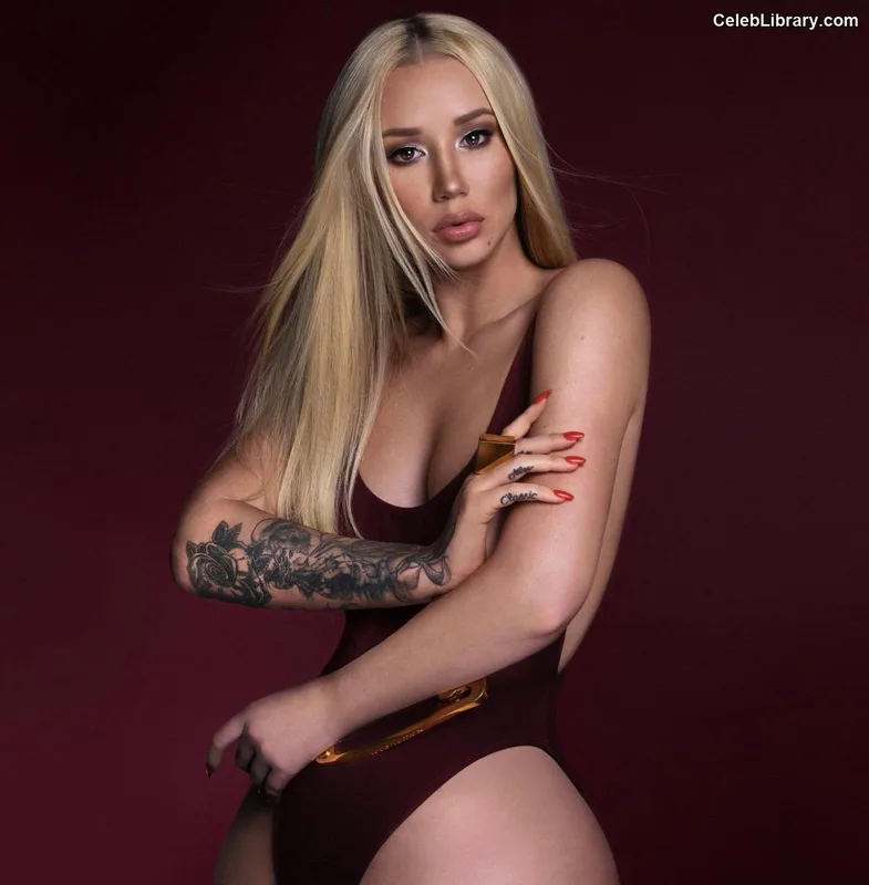 Iggy Azalea photo 17 of 757