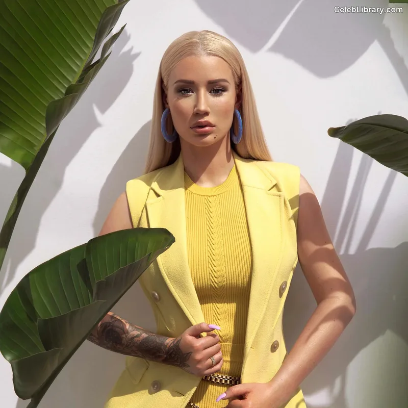 Iggy Azalea photo 8 of 757