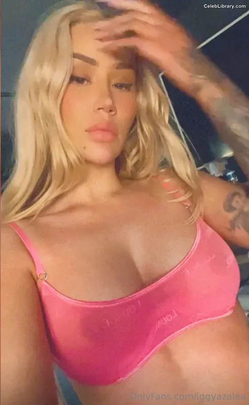 Iggy Azalea photo 20 of 757