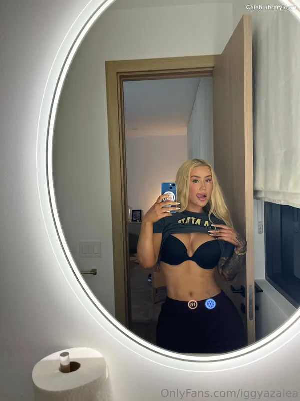 Iggy Azalea photo 6 of 757