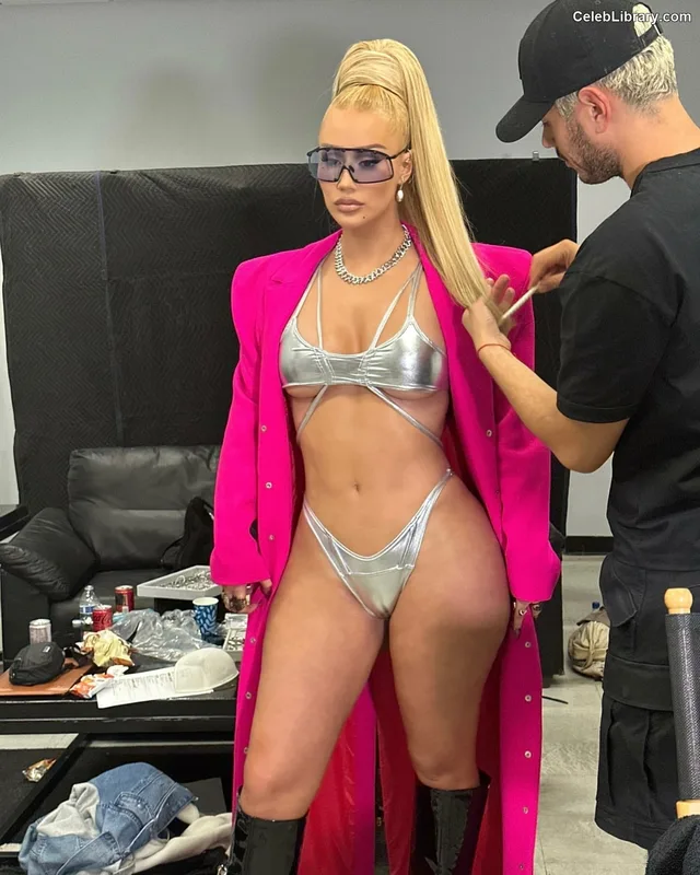 Iggy Azalea photo 10 of 757