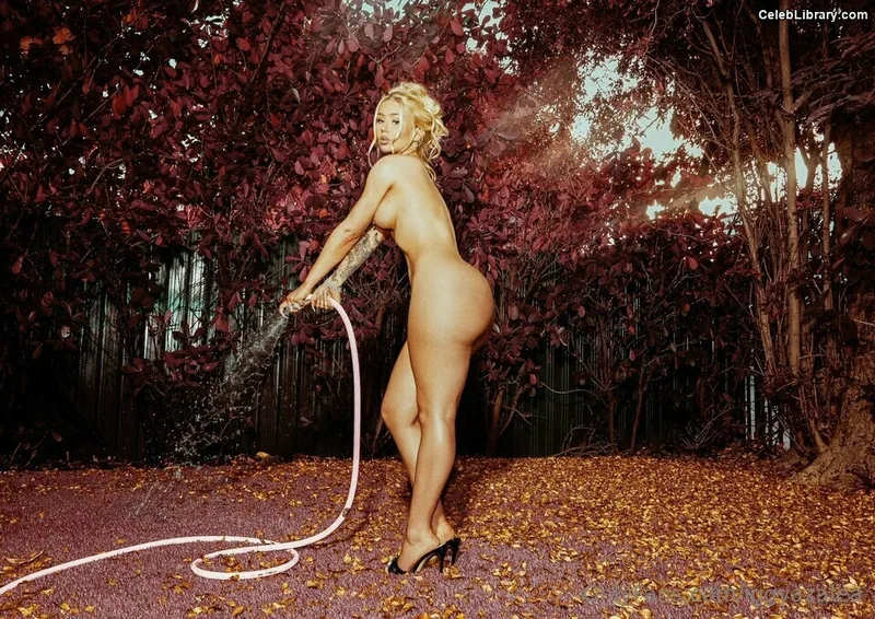 Iggy Azalea photo 14 of 757