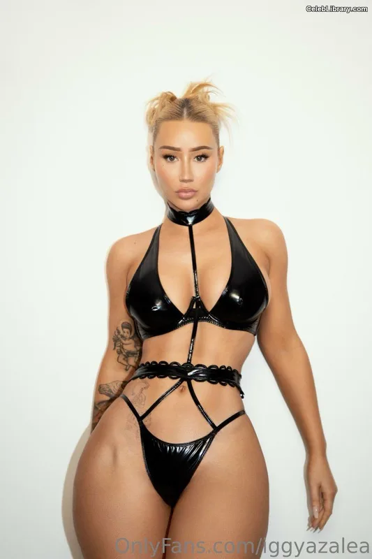 Iggy Azalea photo 19 of 757