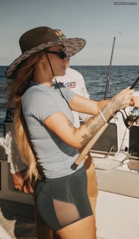 Iggy Azalea photo 24 of 757