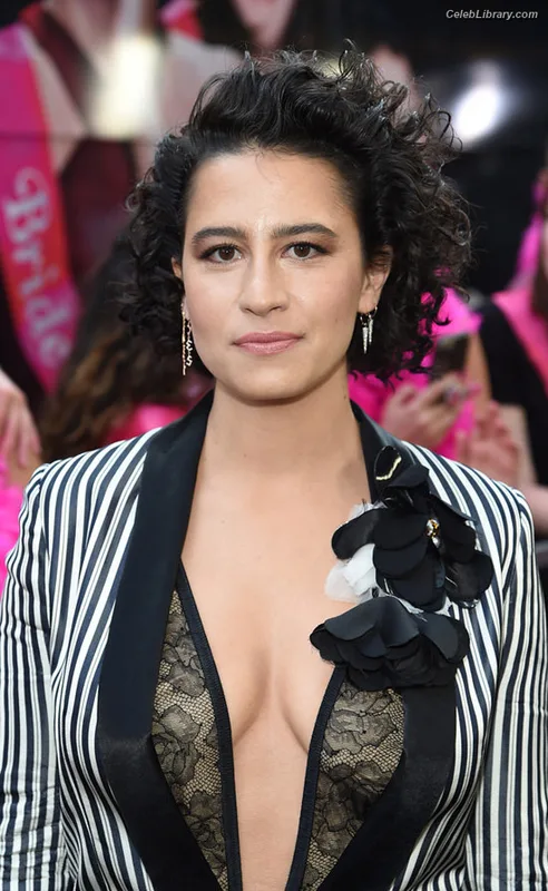Ilana Glazer photo 12 of 45
