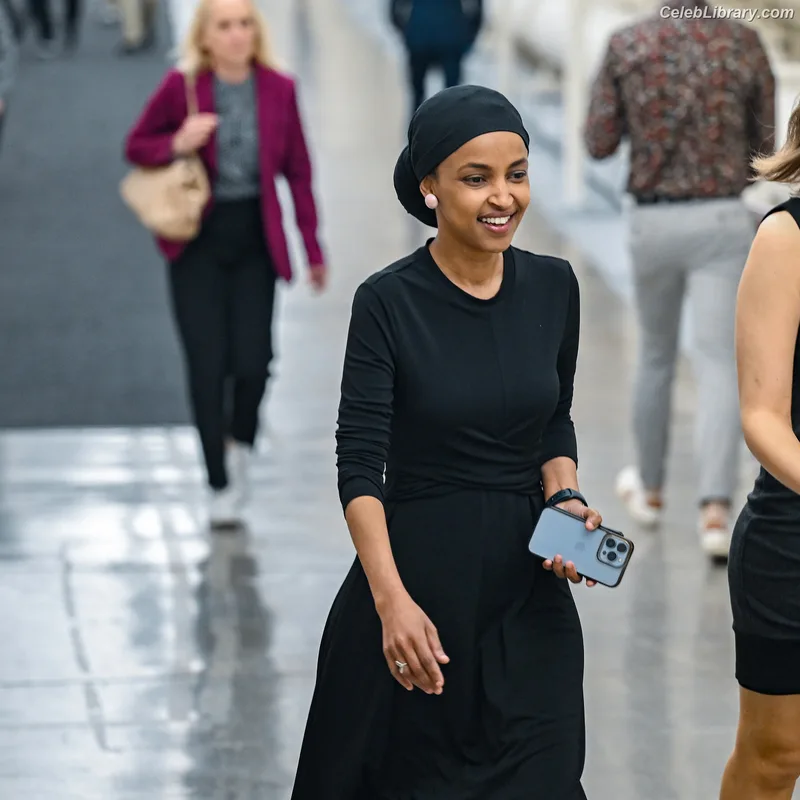 Ilhan Omar photo 2 of 13