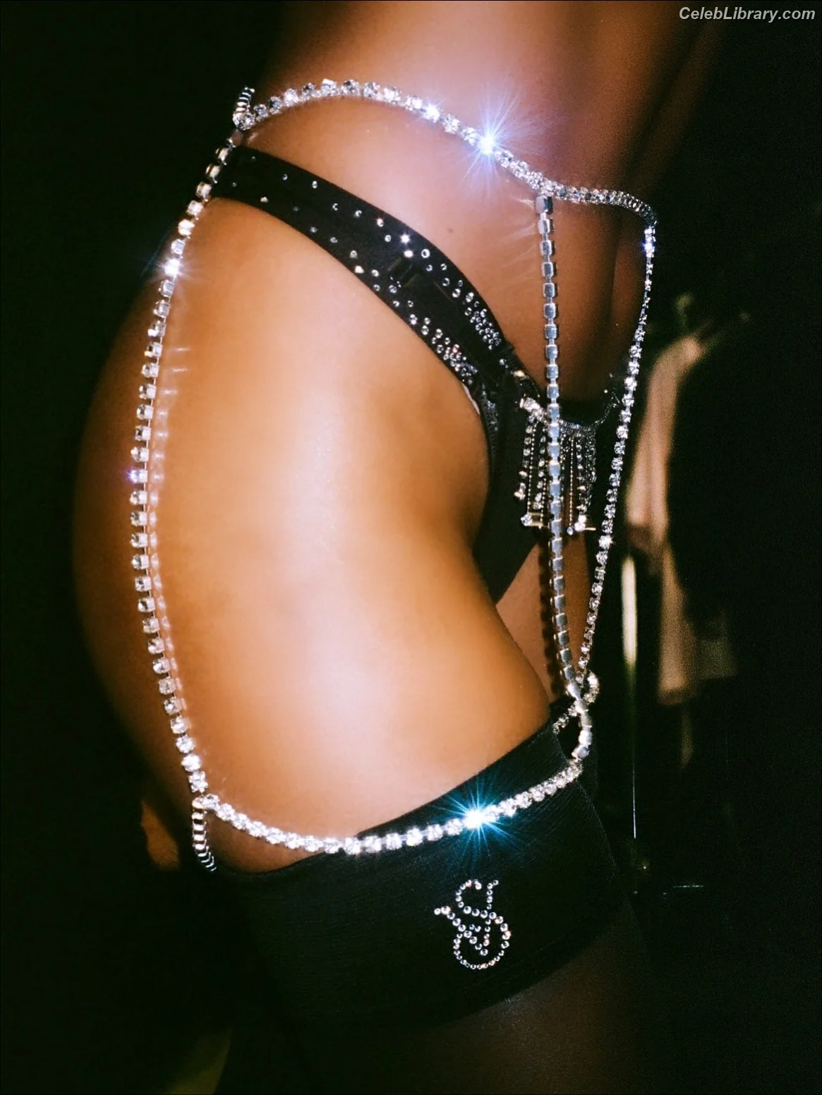 Imaan Hammam photo 3 of 57