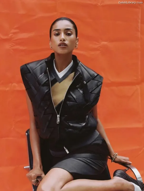 Imaan Hammam photo 15 of 58