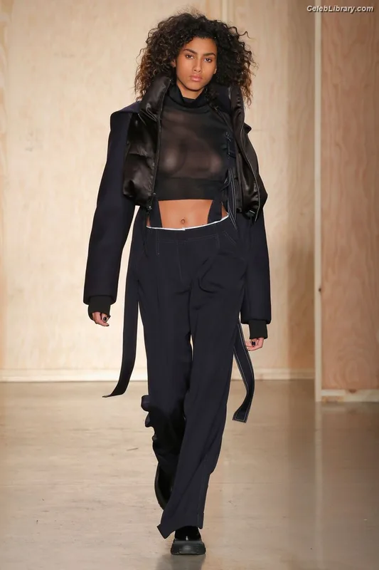Imaan Hammam photo 18 of 58