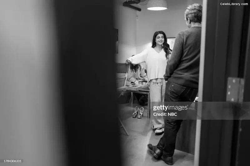 Iman Vellani photo 17 of 334